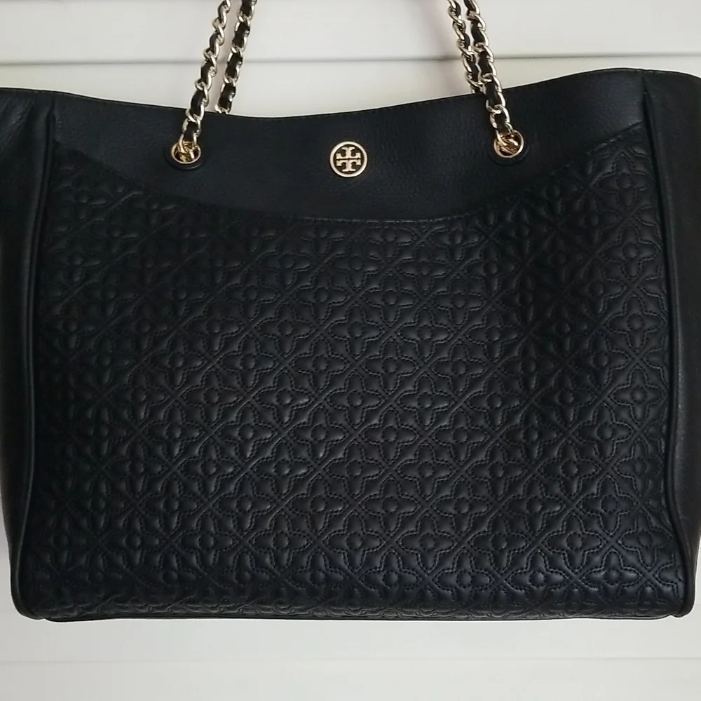 nwt Tory Burch Bryant East West Large Quilted Leather Tote